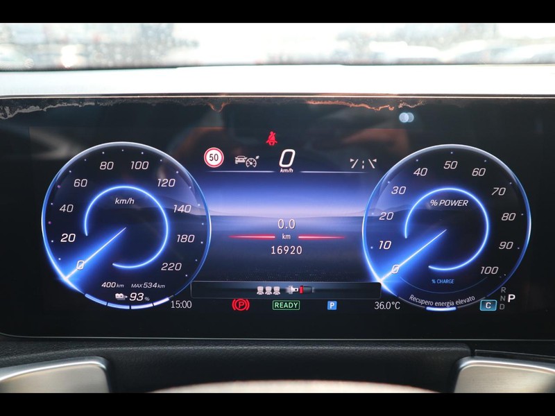 7 - Mercedes EQB 250+ amg line advanced