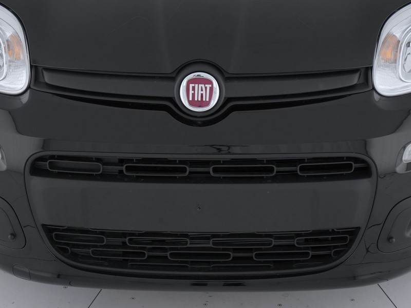 13 - Fiat Panda 1.0 firefly hybrid 70cv pop s&s