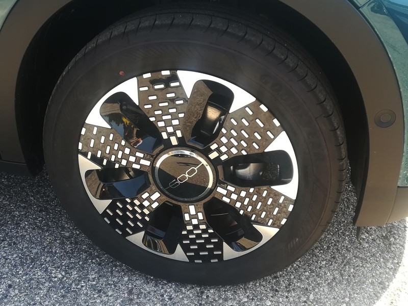 13 - Fiat 600 1.2 hybrid 110cv la prima ii edct