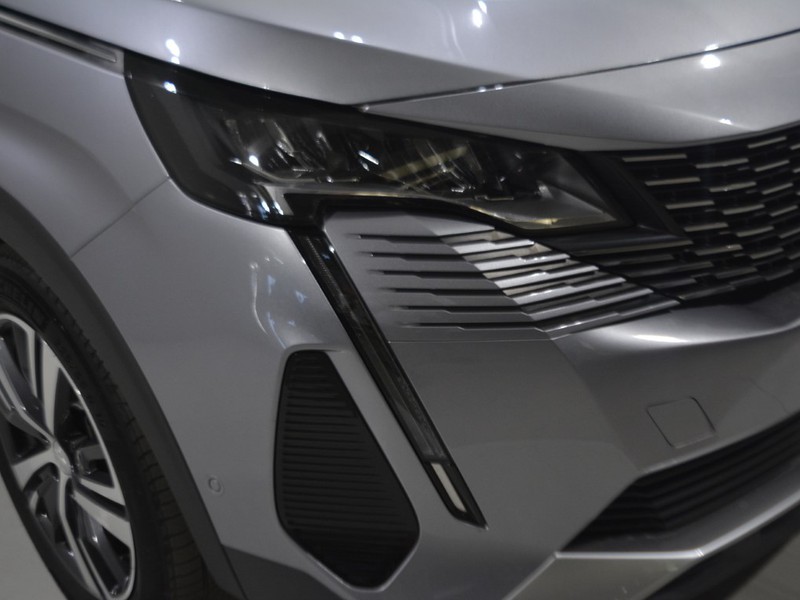 25 - Peugeot 3008 1.6 hybrid phev 225cv allure pack e-eat8