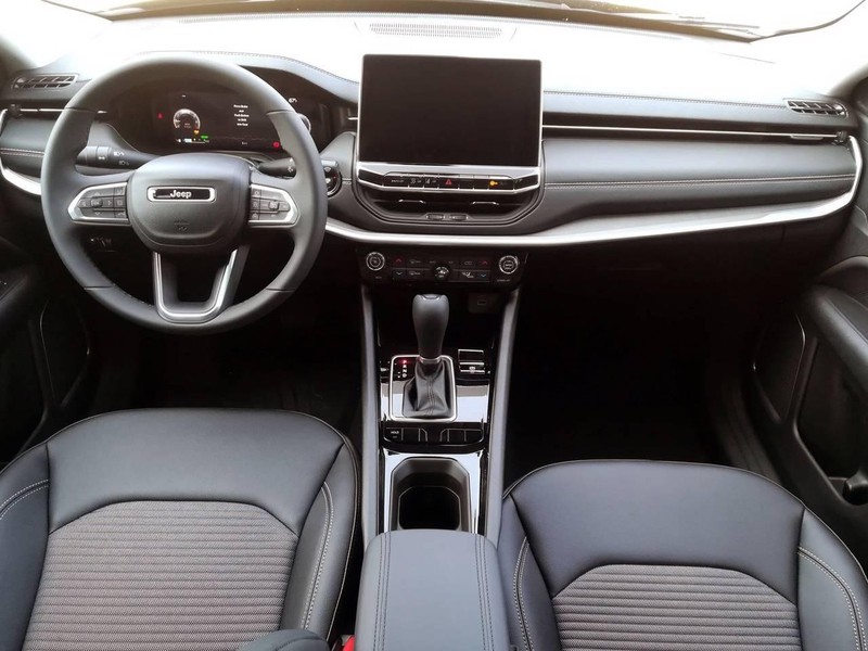 7 - Jeep Compass 1.5 turbo t4 mhev 130cv altitude 2wd dct