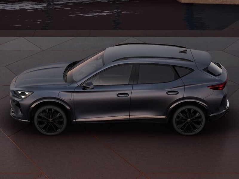 7 - Cupra Formentor 1.5 e-hybrid 204cv dark stone dsg