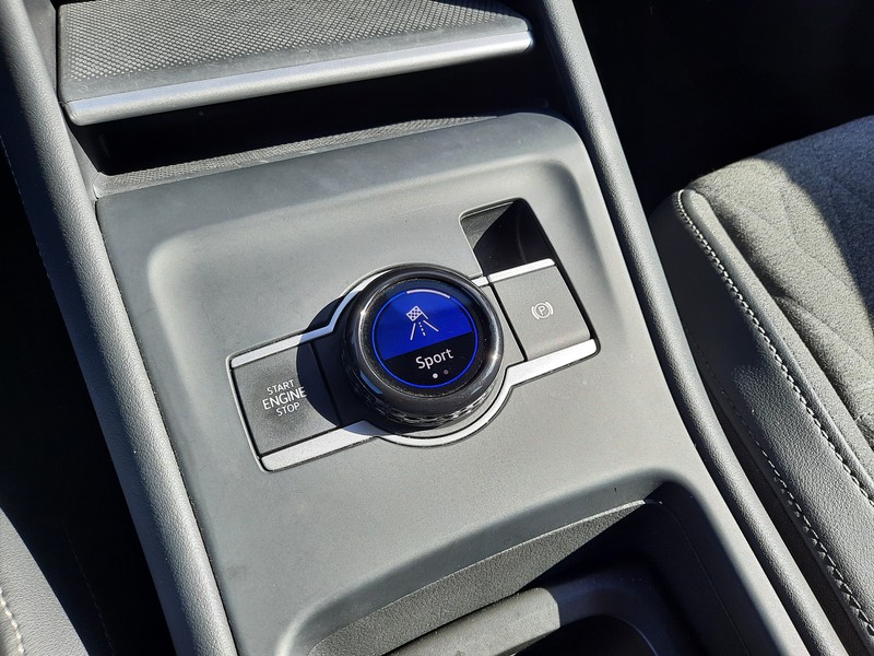 13 - Volkswagen Tiguan 2.0 tdi scr 150cv life dsg