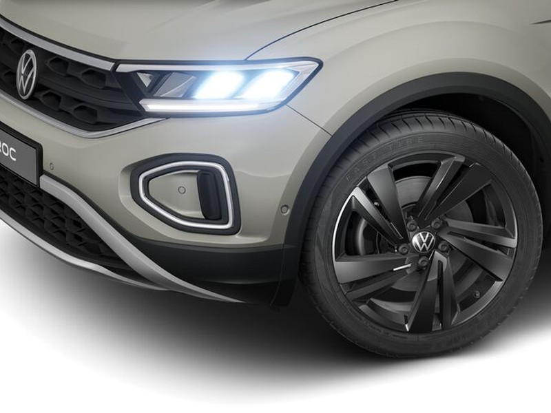 7 - Volkswagen T-Roc 2.0 tdi scr 150cv sport dsg