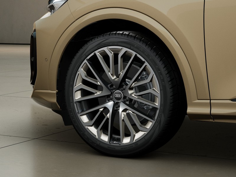 7 - Audi Q5 sportback 2.0 e-hybrid 299cv s line edition quattro s tronic