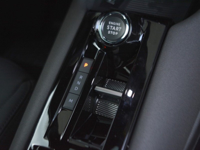 19 - Alfa Romeo Junior 1.2 hybrid 145cv ibrida speciale edct6