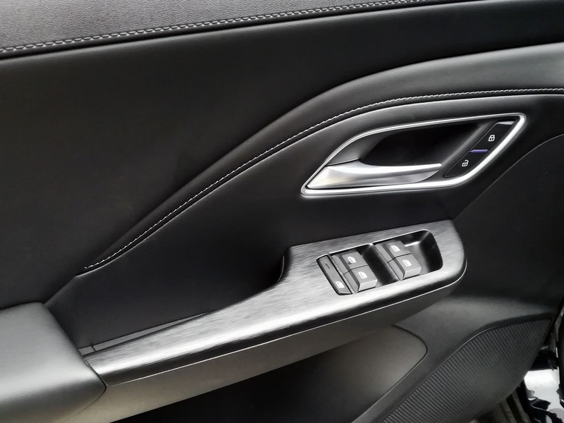 19 - Mg ZS 1.5 hybrid+ luxury auto