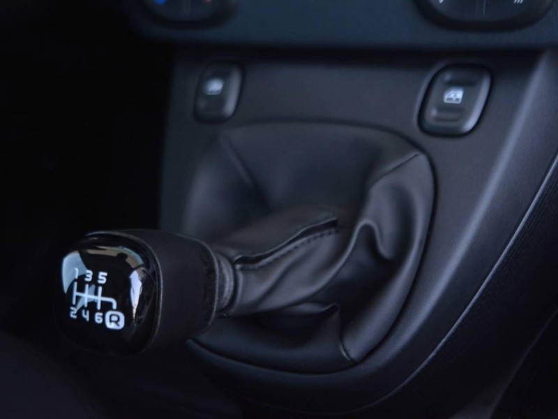 19 - Fiat Panda 1.0 firefly hybrid 70cv pop s&s