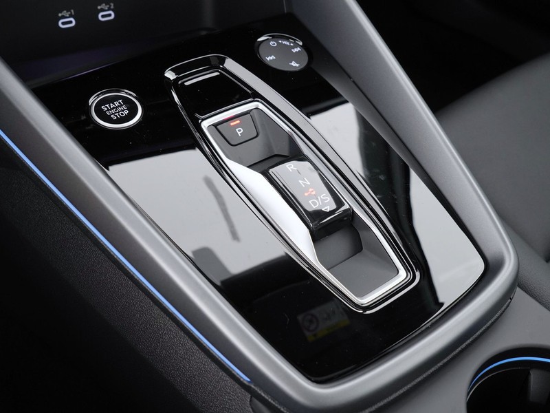 25 - Audi A3 sportback 1.5 tfsi e 204cv launch edition advanced s tronic