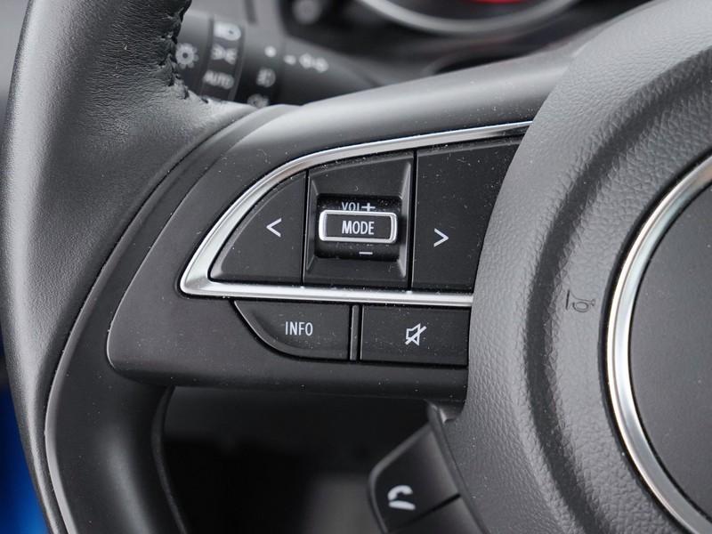 25 - Suzuki Swift 1.2 dualjet hybrid top 2wd