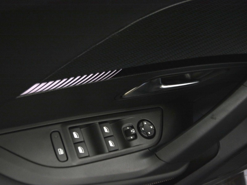 13 - Peugeot 2008 1.2 puretech 100cv allure s&s