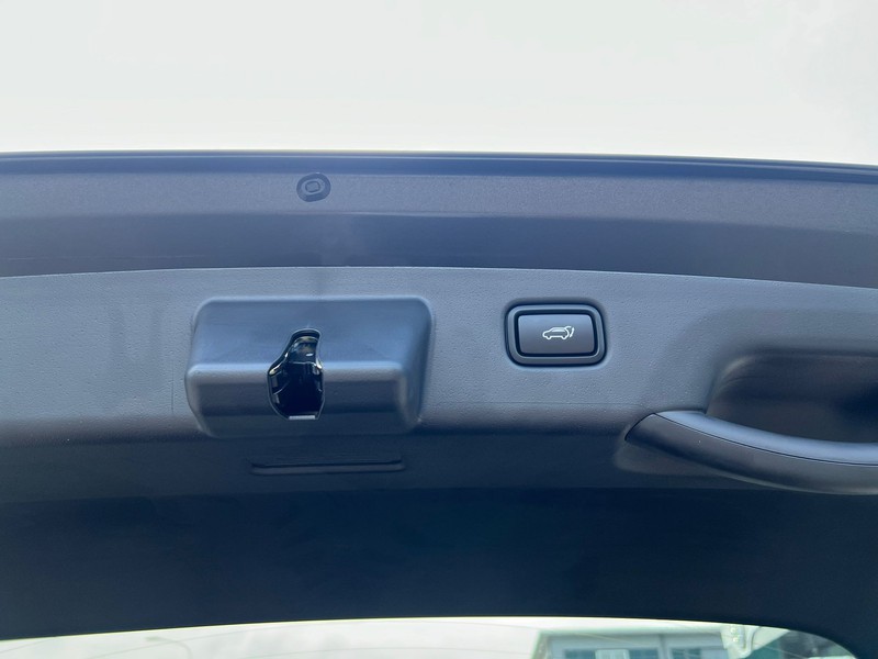 13 - Kia Niro 1.6 gdi plug-in hybrid 171cv evolution dct6