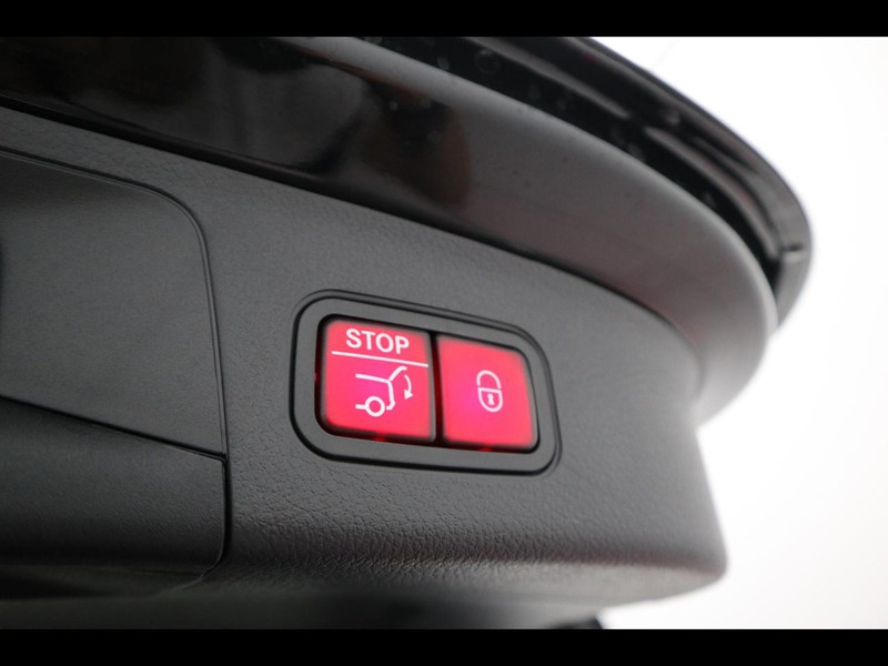 19 - Mercedes GLA 220 d amg line premium 4matic 8g-dct