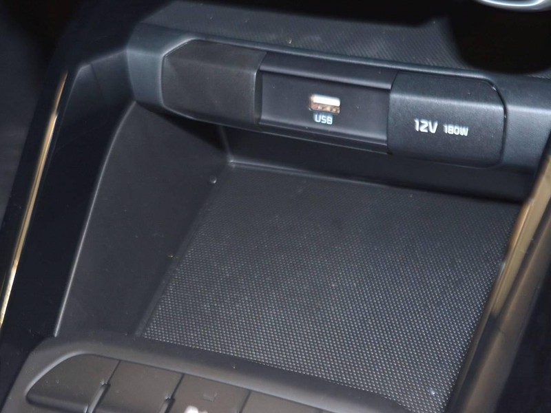 19 - Kia Stonic 1.2 mpi 79cv style special edition
