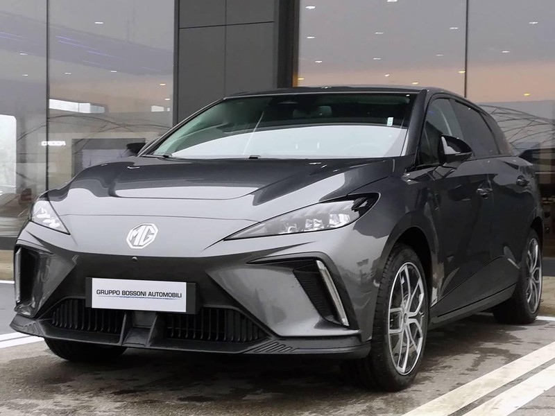 1 - Mg MG4 MG luxury64