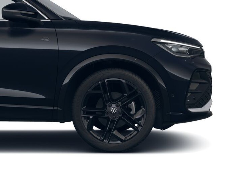 7 - Volkswagen Tiguan 1.5 etsi act 150cv r-line plus dsg