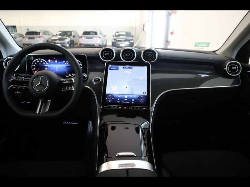 13 - Mercedes GLC suv 300 de plug in hybrid amg line advanced tech 4matic 9g-tronic
