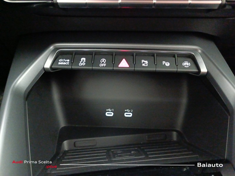 13 - Audi A3 sportback 1.5 tfsi mhev 48v 150cv business advanced