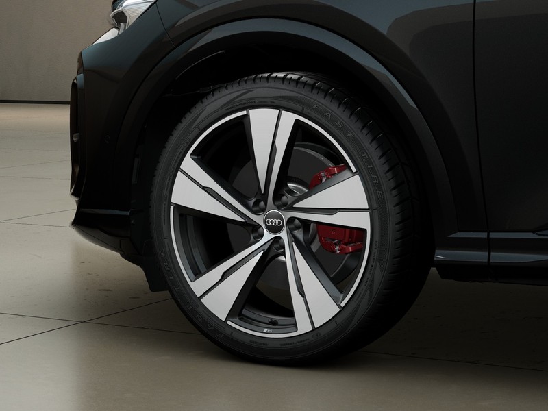 7 - Audi Q5 2.0 e-hybrid 299cv s line edition quattro s tronic