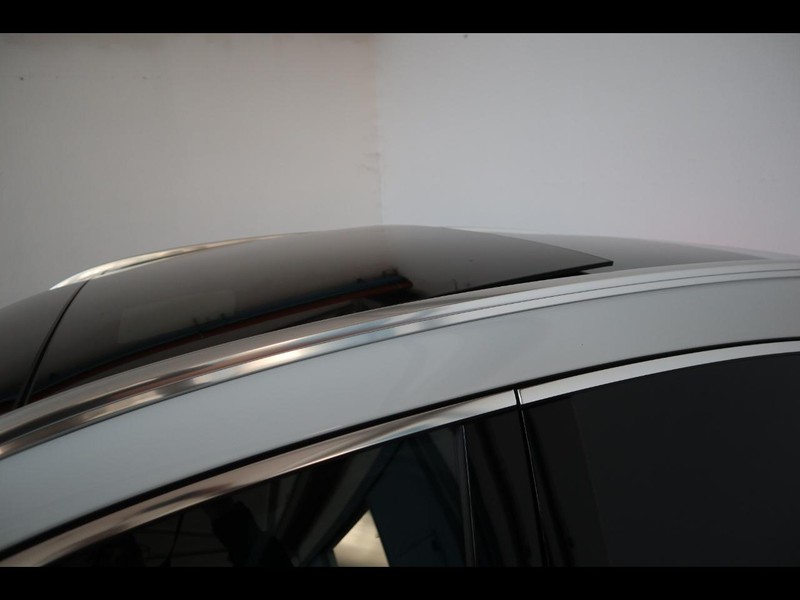 19 - Mercedes GLA 250 e plug-in-hybrid amg line advanced plus 8g-dct