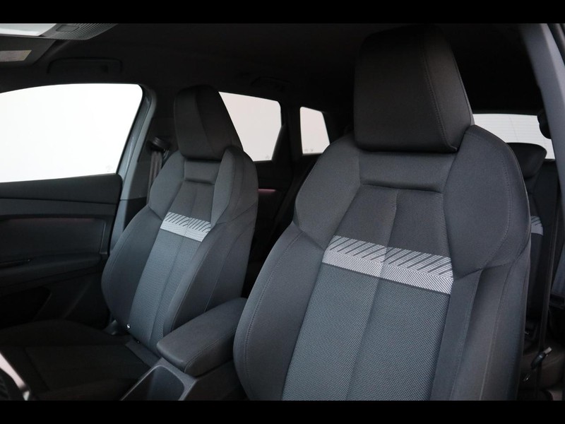 7 - Audi Q4 e-tron 45 s line edition quattro