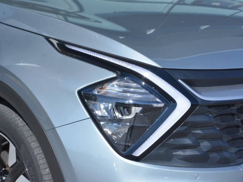 25 - Kia Sportage 1.6 t-gdi phev style awd at6