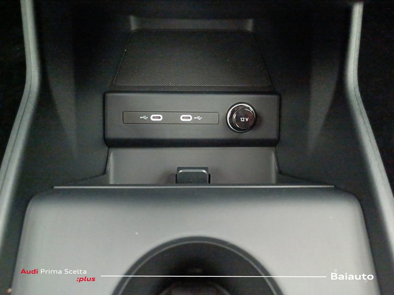 13 - Audi Q4 e-tron 45 s line edition quattro