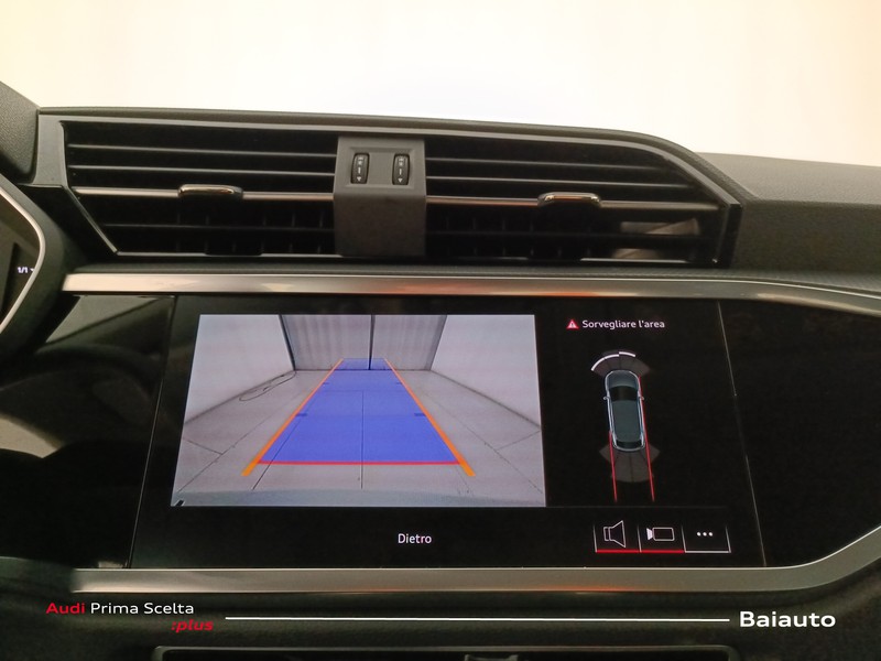 31 - Audi Q3 sportback 35 2.0 tdi s line edition s tronic