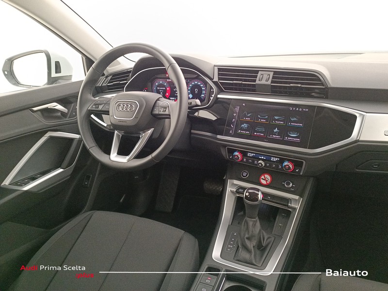 7 - Audi Q3 sportback 35 2.0 tdi s line edition s tronic