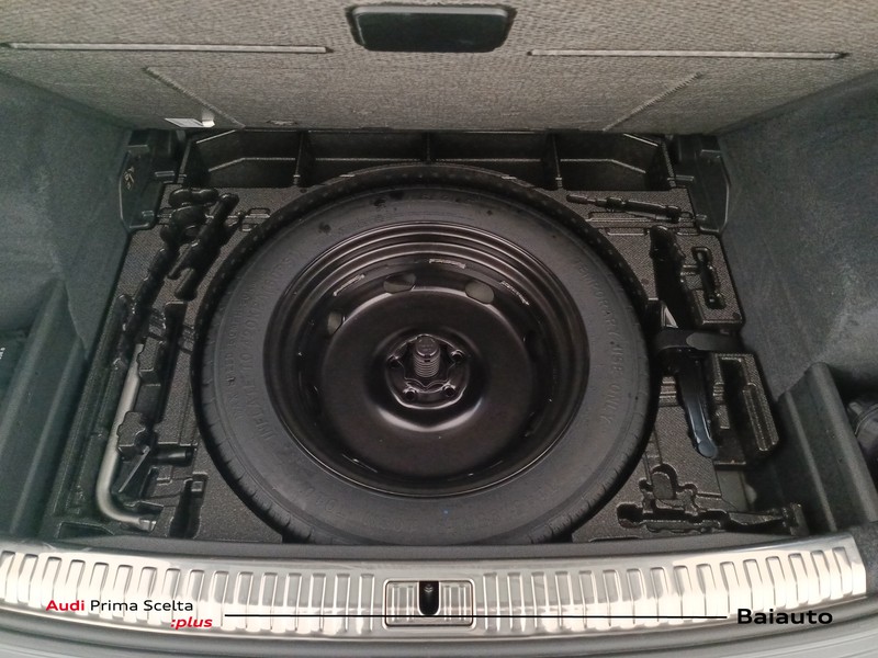 31 - Audi Q3 35 2.0 tdi s line edition s tronic