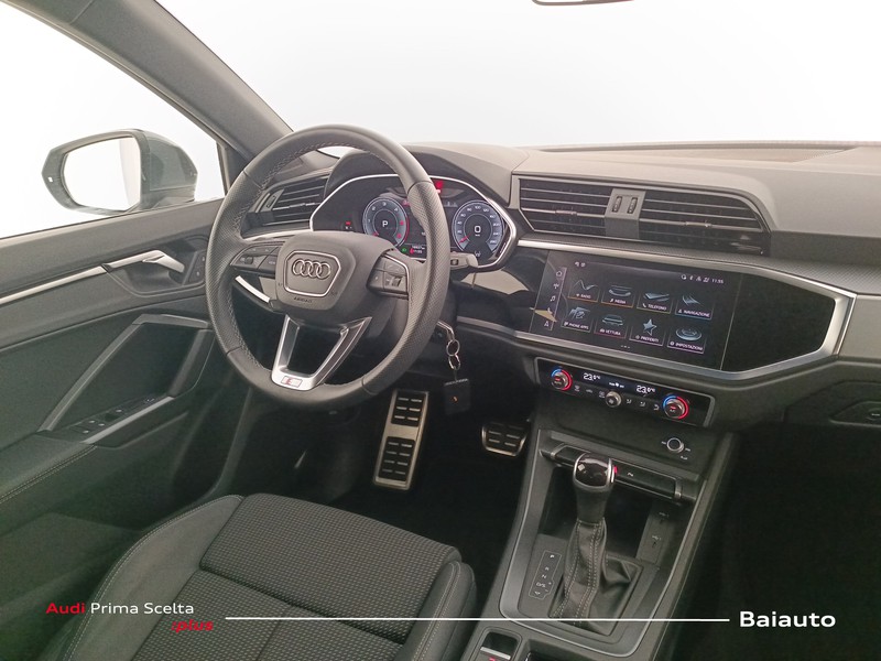 7 - Audi Q3 35 2.0 tdi s line edition s tronic