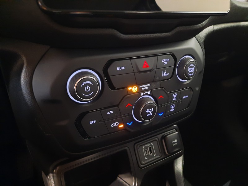 13 - Jeep Renegade 1.5 turbo t4 mhev altitude 2wd dct