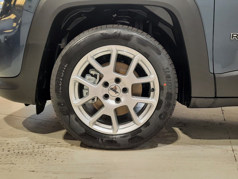19 - Jeep Renegade 1.5 turbo t4 mhev altitude 2wd dct