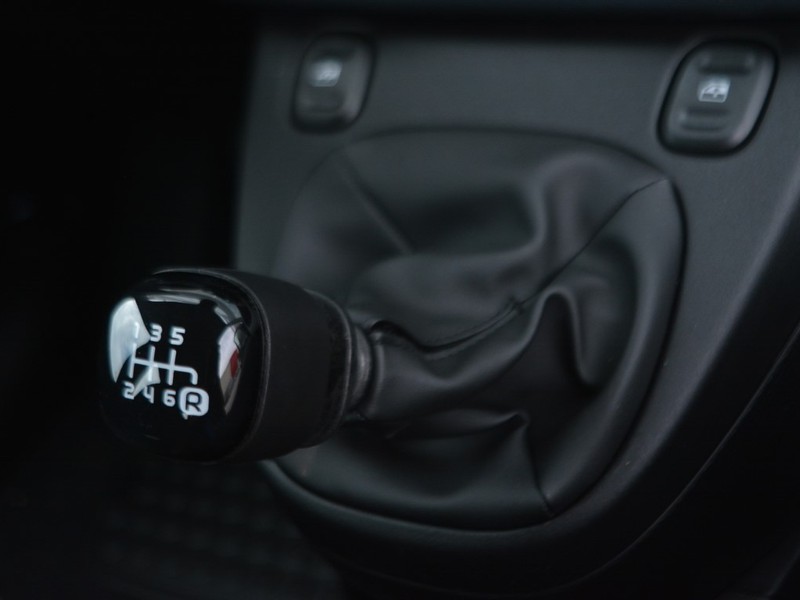 19 - Fiat Panda pandina 1.0 firefly hybrid 70cv icon s&s 5p.ti