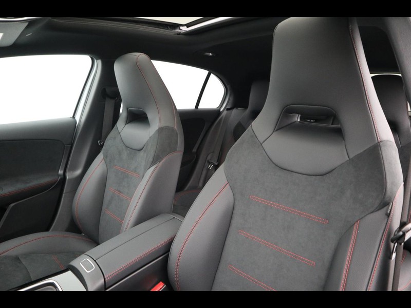 7 - Mercedes Classe A 180 d amg line premium speedshift dct amg 8g