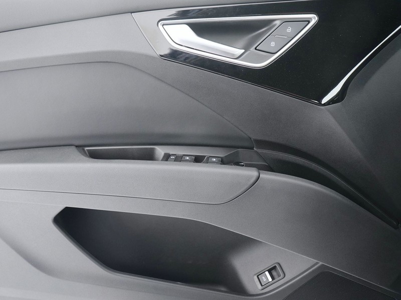13 - Audi Q4 e-tron sportback e-tron 50 business advanced quattro