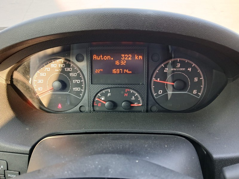 37 - Peugeot Boxer FURGONE  330 L2 H2 BLU HDI 140 CV