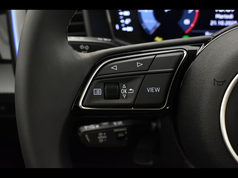 19 - Audi A1 allstreet 30 1.0 tfsi 116cv business s tronic