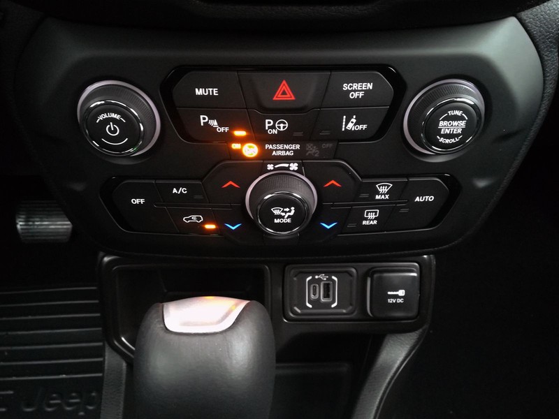 19 - Jeep Renegade 1.5 turbo t4 mhev north star 2wd dct