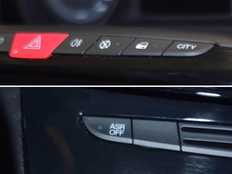 19 - Lancia Ypsilon 1.0 firefly hybrid 70cv platino s&s