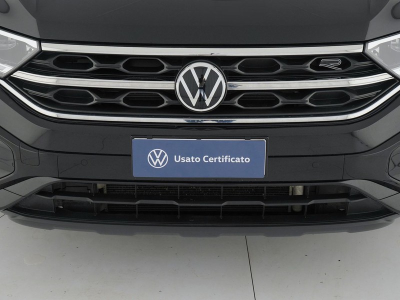 13 - Volkswagen T-Roc 2.0 tdi scr 150cv r line dsg