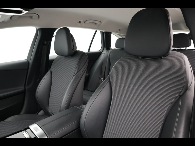 7 - Mercedes Classe C station wagon 200 d mild hybrid advanced 9g-tronic