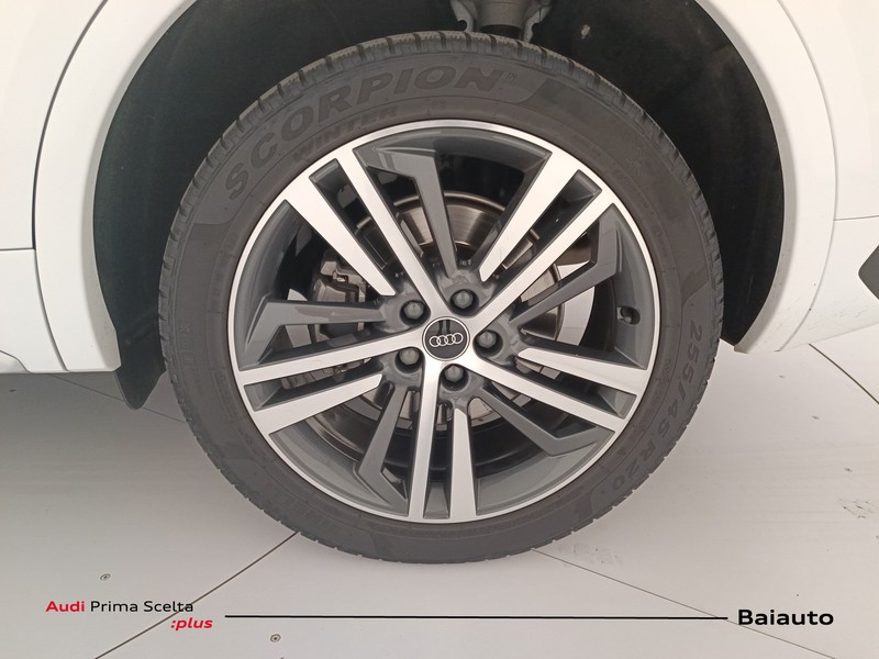 31 - Audi Q5 sportback 40 2.0 tdi mhev 12v s line plus quattro s tronic