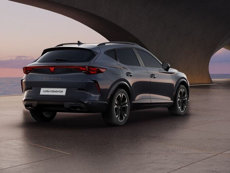 13 - Cupra Formentor 1.5 hybrid 150cv dsg