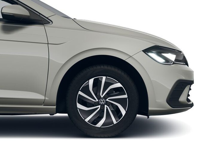 7 - Volkswagen Polo 1.0 tsi 95cv edition plus dsg