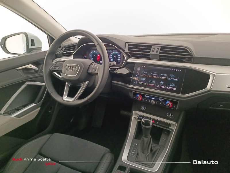 7 - Audi Q3 35 2.0 tdi business advanced s tronic