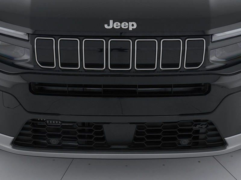 13 - Jeep Avenger 1.2 turbo 100cv summit fwd