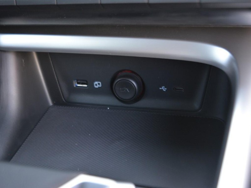 19 - Mg ZS 1.5 hybrid+ luxury auto