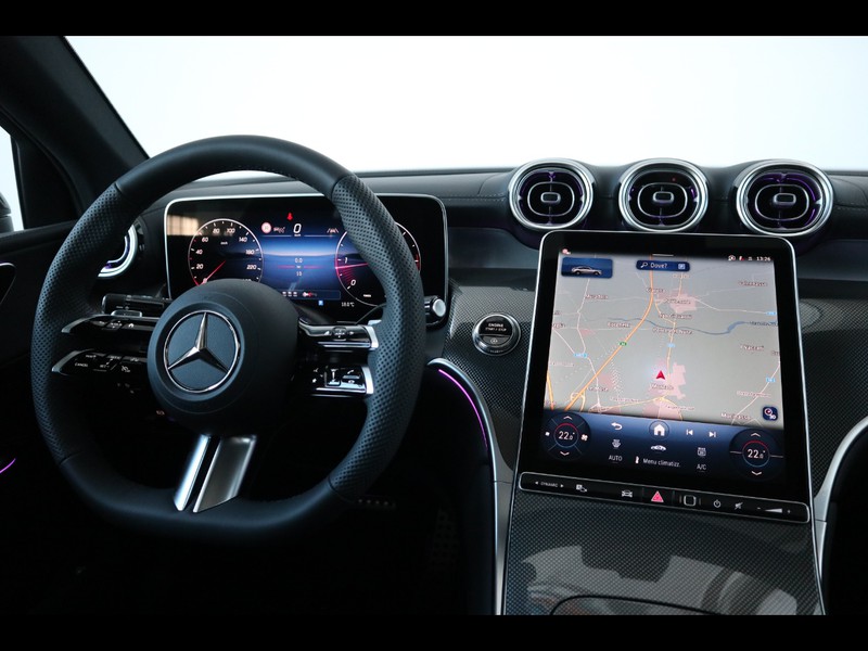 13 - Mercedes GLC coupe 300 d amg line premium 4matic 9g-tronic