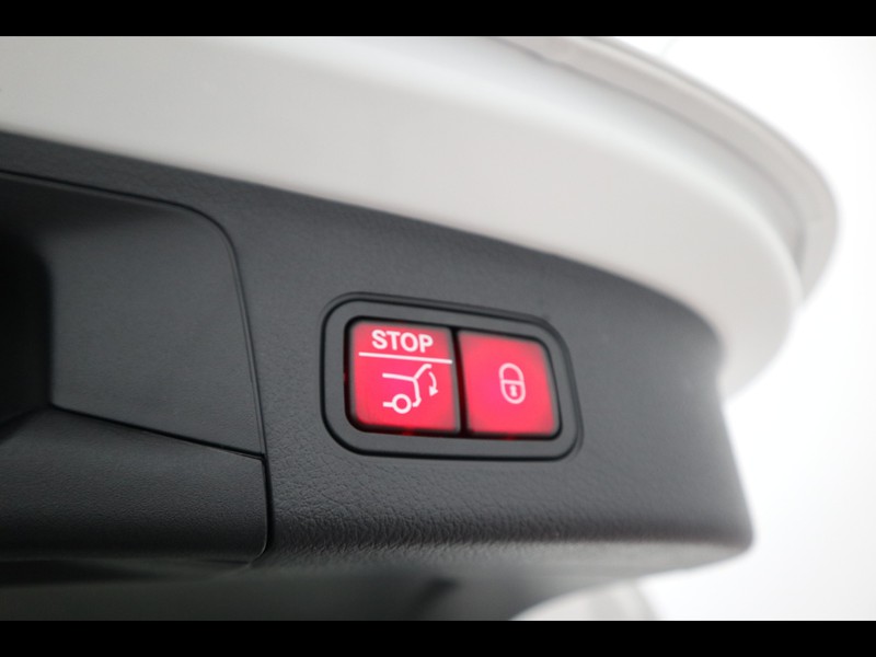 19 - Mercedes GLA 200 d amg line premium 4matic 8g-dct